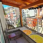 Economy Wooden Room